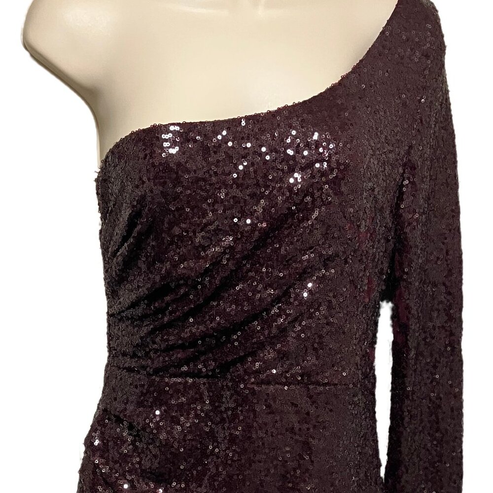 EUC Windsor One Shoulder Sequin Dress Size: Large
